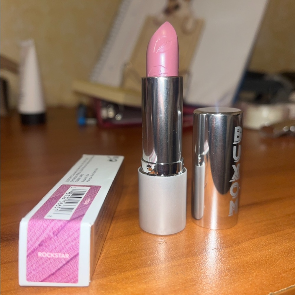 BUXOM FULL FORCE PLUMPING LIPSTICK: (0.12 oz./3.5 g.) ROCKSTAR NIB